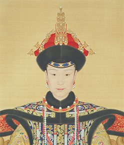 清 佚名《孝贤皇后朝服像》局部 清 佚名《孝贤皇后朝服像》局部